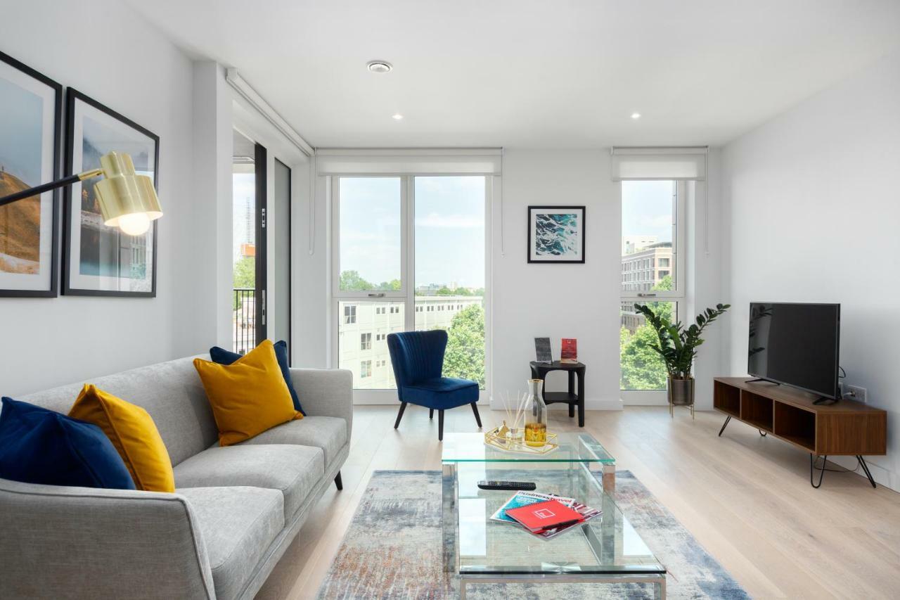 Two Bedroom Serviced Apartment With Balcony In Weymouth Building, Deacon Street Лондон Экстерьер фото